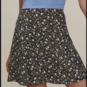 Reformation Black Floral Flounce Mini Skirt Sz 0